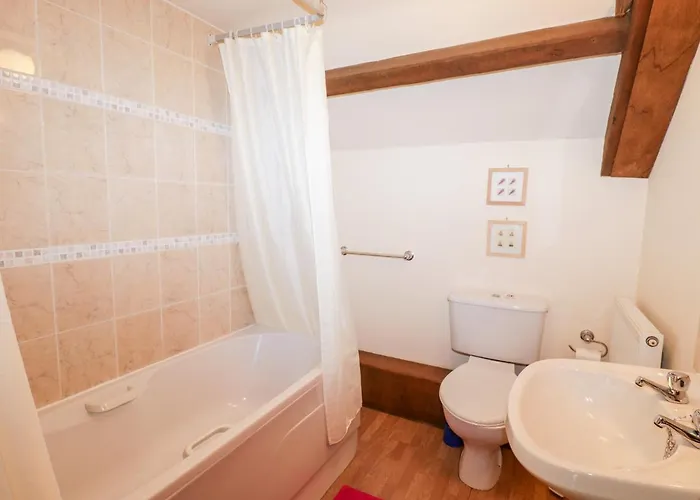 بيت للعطل Byre